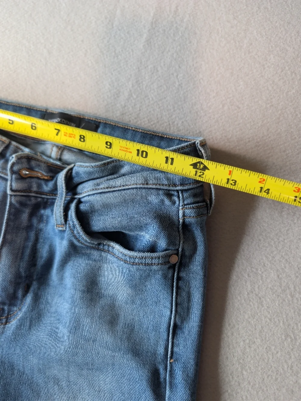 Just Black Denim High Rise Skinny Jeans with Distressed Ankle Hems Sz 27 25